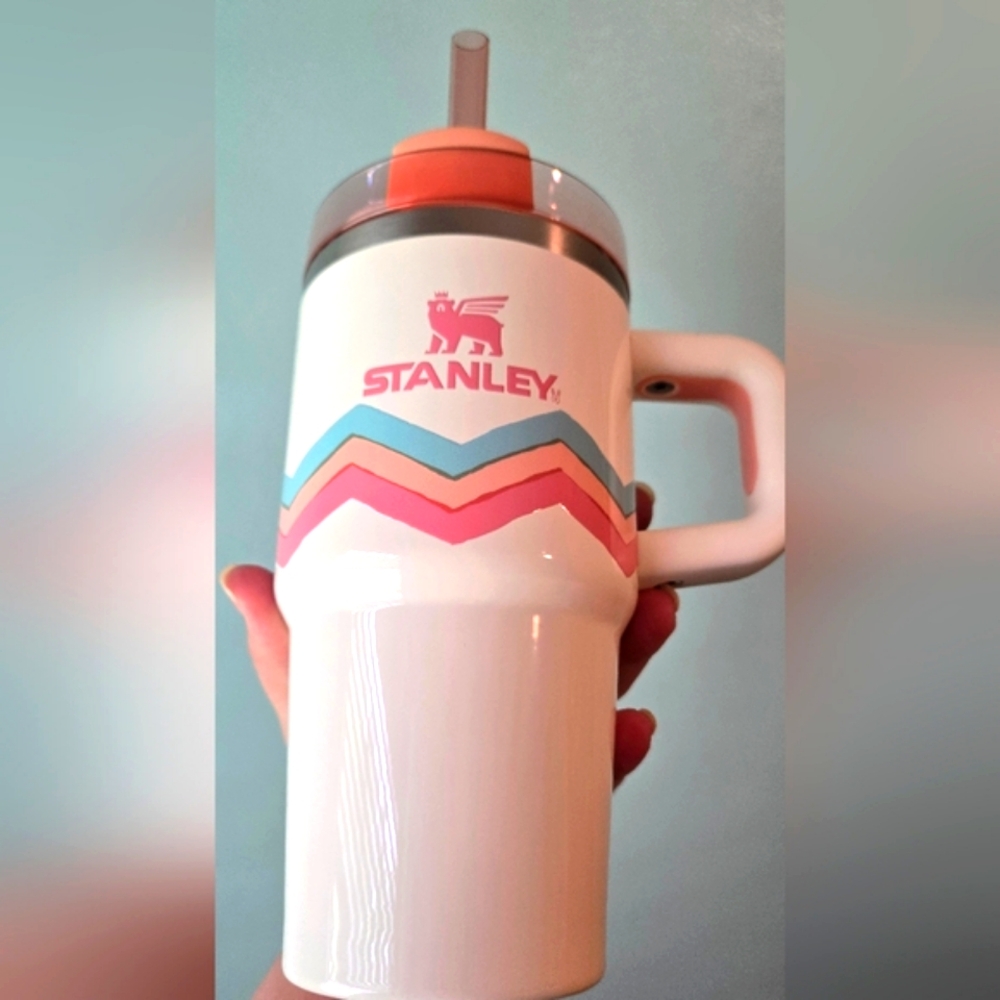 Stanley Cream Chevron 2025 Tumbler 20 Ounce
